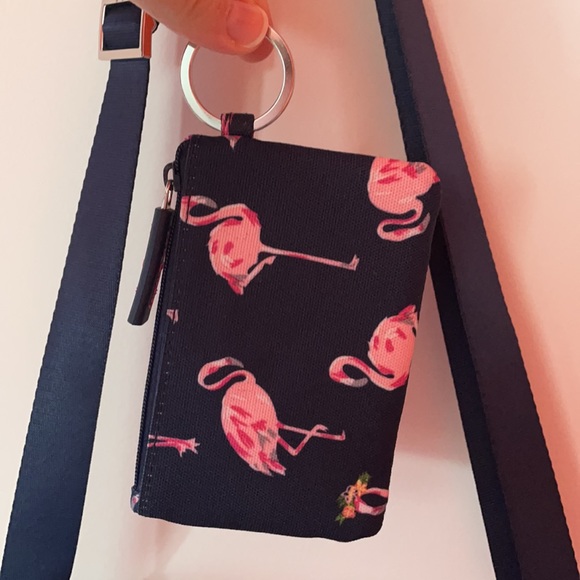 Vera Bradley cross body and wallet - Picture 5 of 5